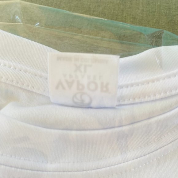 NEW without TAGS long sleeve rash guard w print of Jamestown, RI (size XL) - Picture 6 of 6